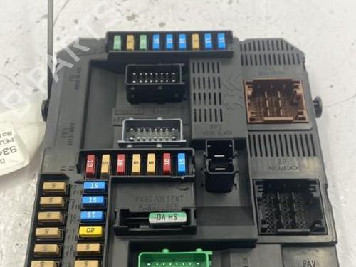 Fuse box PEUGEOT 208 I (CA_, CC_) 1.6 BlueHDi 100 | BP22842096E1