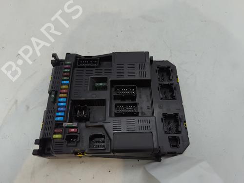 Sikringsdose PEUGEOT 307 (3A/C) 2.0 HDi 90 (90 hp) 28328808