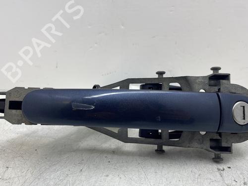 Używane Klamka zewnętrzna drzwi przednich lewych VW GOLF V (1K1) 1.9 TDI (105 hp) 30134770