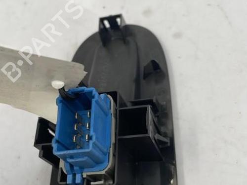 Used Right front window switch RENAULT KANGOO / GRAND KANGOO II (KW0/1_) 1.5 dCi 90 (KW05, KW08, KW0G, KW11) (90 hp) 22831370