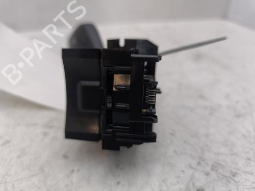 switch-ford-fiesta-vii-hj-hf-2017-34260865 main image