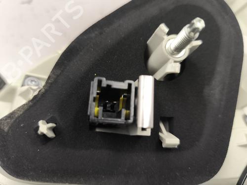 Used Left tailgate light Left tailgate light PEUGEOT 2008 I (CU_) 1.2 THP 110 / PureTech 110 (110 hp) 24663841 24663841