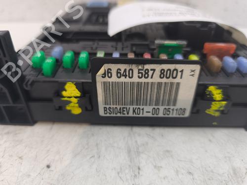 Fuse box PEUGEOT 308 CC (4B_) 2.0 HDi (4BRHRH, 4BRHRJ) | BP28277574E1 