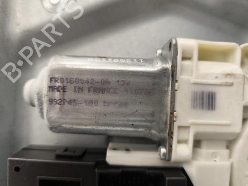 front-left-window-mechanism-volvo-v50-545-2003-2004-2005-2006-2007-2008-2009-2010-2011-2012-30045618 main image