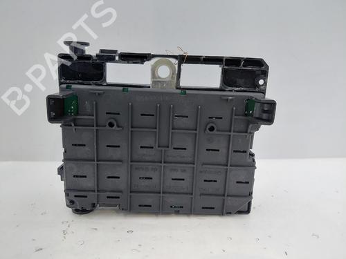 Used Fuse box Fuse box 38055086 38055086