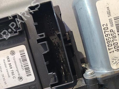 Used Front right window mechanism Front right window mechanism VW TOURAN (1T1, 1T2) 1.9 TDI (105 hp) 22820856 22820856