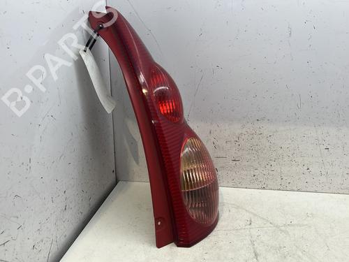 Right taillight PEUGEOT 107 (PM_, PN_) 1.0 | BP28277605C35 