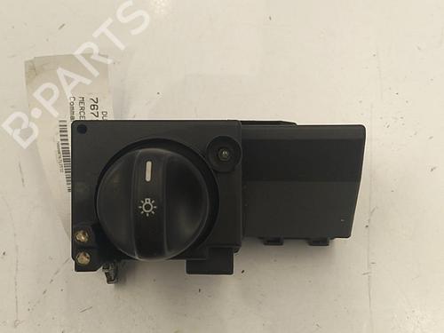Headlight switch MERCEDES-BENZ E-CLASS (W210) E 220 D (210.004) | BP22829381I24 