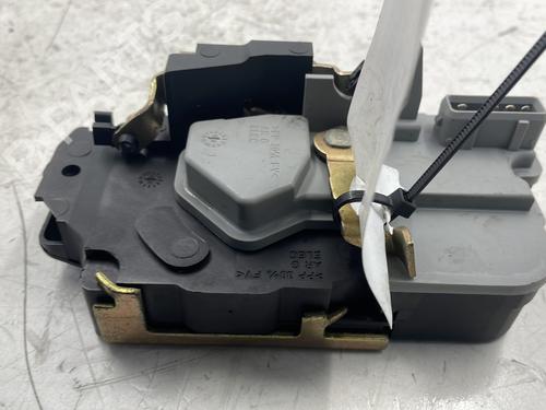 Rear left lock PEUGEOT 206 Hatchback (2A/C) 1.4 i | BP23254886C100 