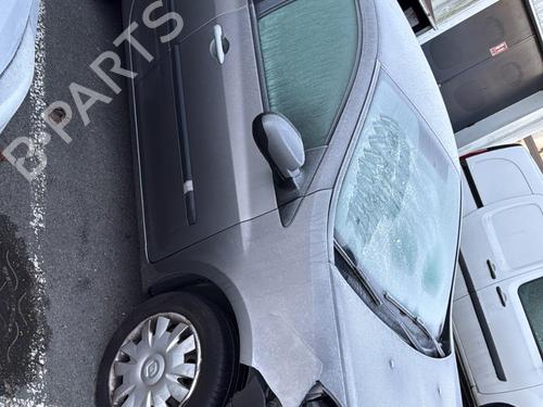 Peças RENAULT CLIO III (BR0/1, CR0/1) 1.5 dCi (88 hp) 4357647