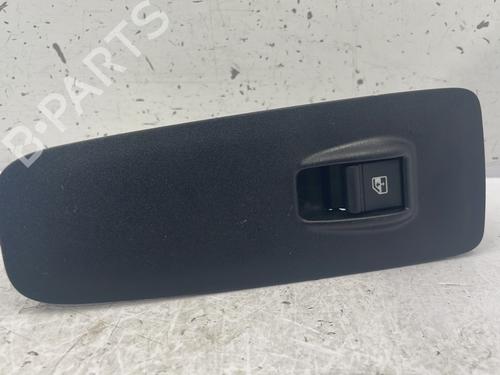 Used Right front window switch FIAT DUCATO Van (250_) 180 Multijet 3,0 D (177 hp) 25700624