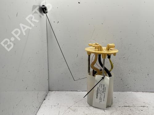 Used Fuel pump RENAULT MASTER III Van (FV) 2.3 dCi 170 FWD (FV0L) (170 hp) 23830756