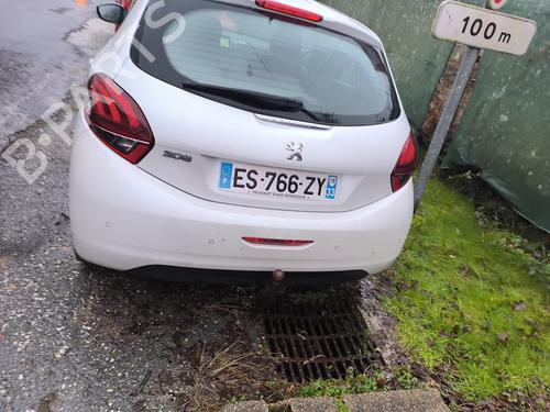 Used Parts PEUGEOT 208 I (CA_, CC_) 1.2 THP 110 (110 hp) 4475371