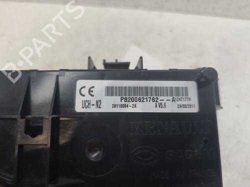 Fuse box RENAULT CLIO II (BB_, CB_) 1.2 16V (BB05, BB0W, BB11, BB27, BB2T, BB2U, BB2V, CB05,... | BP28117972E1 