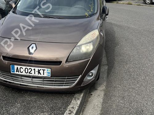 Used Parts RENAULT GRAND SCÉNIC III (JZ0/1_) 1.9 dCi (JZ0J, JZ0N, JZ1K, JZ1S) (131 hp) 3940521