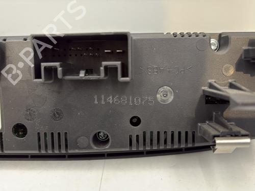 climate-control-audi-a3-limousine-8vs-8vm-2013-2014-2015-2016-2017-2018-2019-2020-2021-33448304 main image