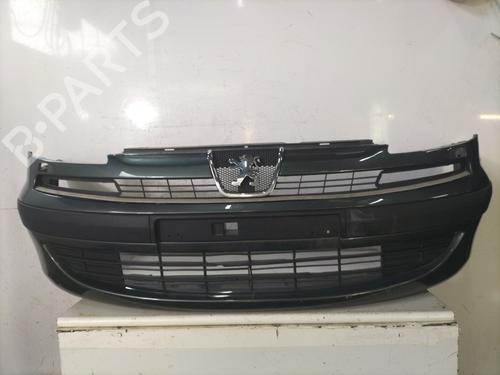 Used Front bumper PEUGEOT 807 (EB_) 2.0 16V (140 hp) 31636939
