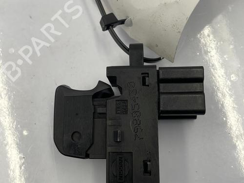 Right front window switch NISSAN NOTE (E11, NE11) 1.6 | BP22831106I26 