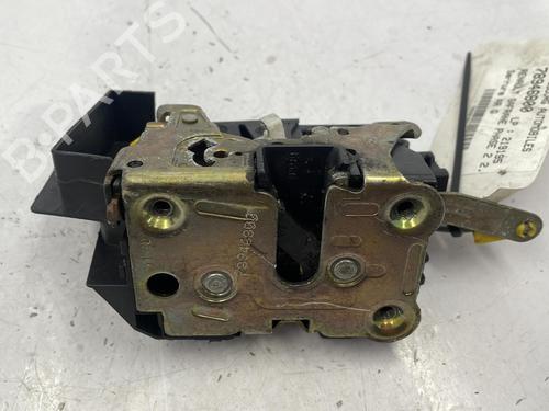 Used Rear left lock RENAULT SAFRANE II (B54_) 2.5 20V (B54F) (165 hp) 22830650