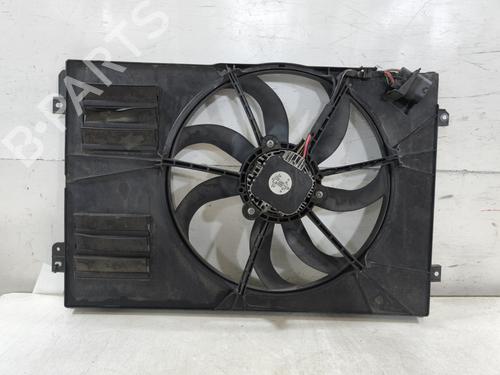 radiator-fan-vw-touran-1t3-2010-2011-2012-2013-2014-2015-2016-38476119 main image