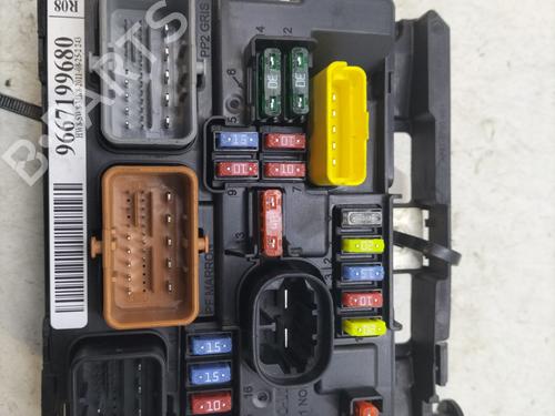 Used Fuse box PEUGEOT 207 (WA_, WC_) 1.6 HDi (90 hp) 31081486