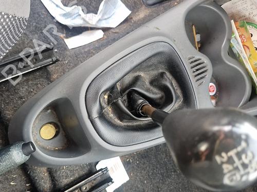 Left front door PEUGEOT 107 (PM_, PN_) 1.4 HDi | BP28610353C2 