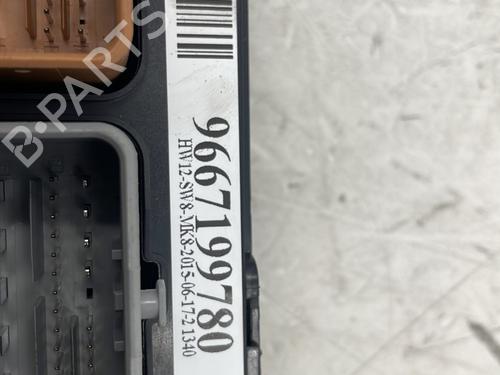 fuse-box-citroen-c3-ii-sc_-2009-23829303 main image