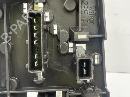 Used Lamp holder PEUGEOT 406 Coupe (8C) 2.2 HDI (133 hp) 22827485
