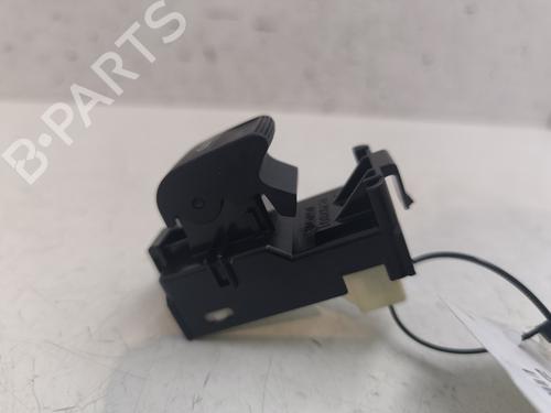 Used Right rear window switch Right rear window switch TOYOTA AURIS (_E18_) 1.8 Hybrid (ZWE186_, ZWE186R) (136 hp) 27861355 27861355