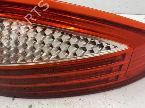 Feu arrière droit FORD MONDEO IV (BA7) 1.8 TDCi (125 hp) 22841670