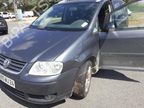 Right mirror VW TOURAN (1T1, 1T2) 2.0 TDI 16V | BP22829601C27 