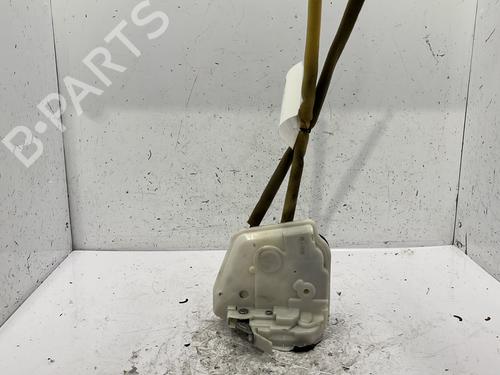 Venstre bagtil lås MAZDA 2 (DE_, DH_) 1.4 MZR-CD (68 hp) 25331525