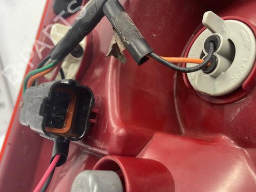 Right taillight HYUNDAI TUCSON (JM) 2.0 CRDi All-wheel Drive | BP25757843C35 