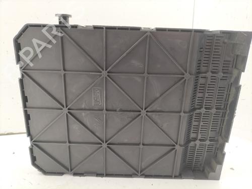 Used Fuse box Fuse box PEUGEOT 207 (WA_, WC_) 1.6 HDi (90 hp) 22847196 22847196
