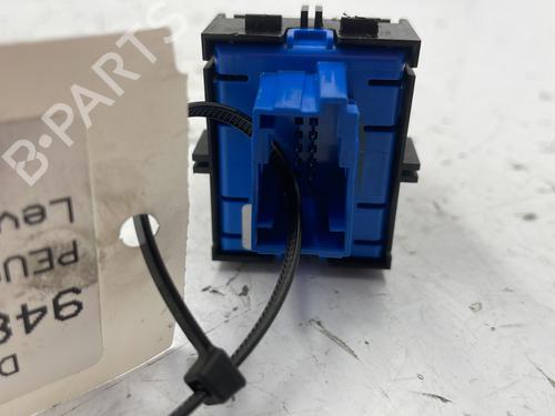 Used Switch Switch PEUGEOT 3008 II SUV (MC_, MR_, MJ_, M4_) 1.5 BlueHDi 130 (131 hp) 22843528 22843528