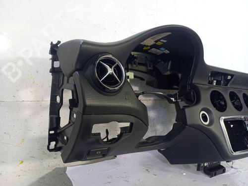 Used Dashboard Dashboard MERCEDES-BENZ A-CLASS (W176) A 180 CDI (176.000) (109 hp) 24981742 24981742