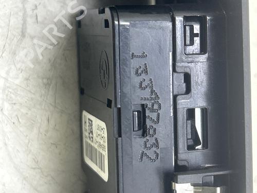 Used Left front window switch Left front window switch 39600412 39600412