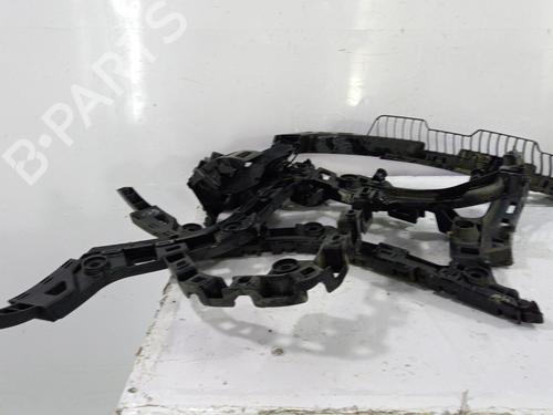 Used Rear bumper bracket VW GOLF VII Variant (BA5, BV5) 1.6 TDI (105 hp) 22823823