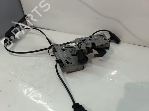 hood-lock-audi-q4-e-tron-suv-f4b-2020-31267914 main image