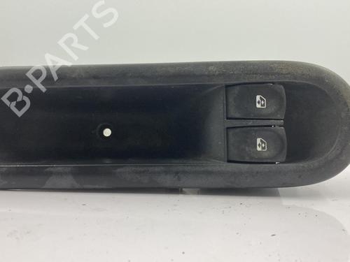 Used Left front window switch Left front window switch RENAULT TWINGO II (CN0_) 1.2 16V (CN0K, CN0V, CN0A) (76 hp) 22817093 22817093
