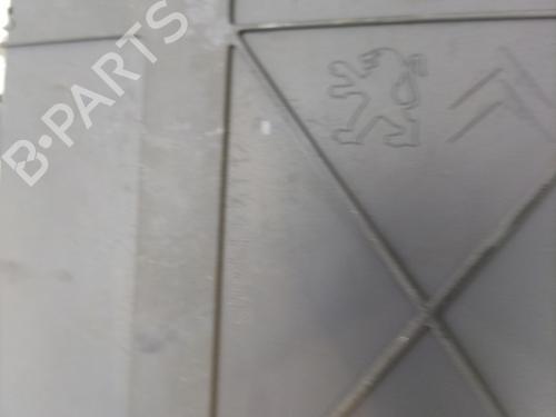Fuse box CITROËN C3 Picasso (SH_) 1.6 HDI 90 | BP28054345E1 