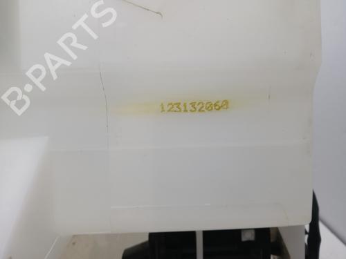 windscreen-washer-tank-kia-niro-i-de-2016-2017-2018-2019-2020-2021-2022-34531558 main image