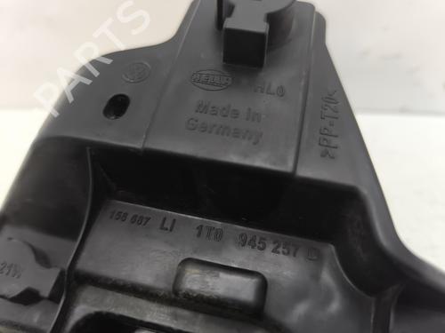 Lamp holder VW TOURAN (1T1, 1T2) 2.0 TDI | BP29582179L10 