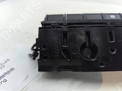 Warning switch RENAULT ARKANA I (LCM_, LDN_) 1.6 E-TECH 145 (LDMU) | BP29285971I22 - Image 3