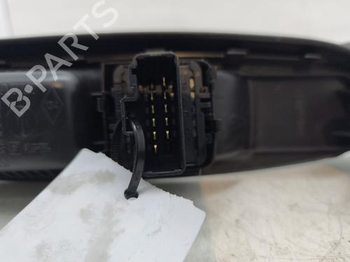 Left front window switch RENAULT CLIO II (BB_, CB_) 1.5 dCi (B/C2J) | BP29869145I27
