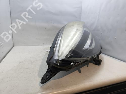 Right headlight RENAULT SCÉNIC III (JZ0/1_) 1.5 dCi | BP29619317C29 