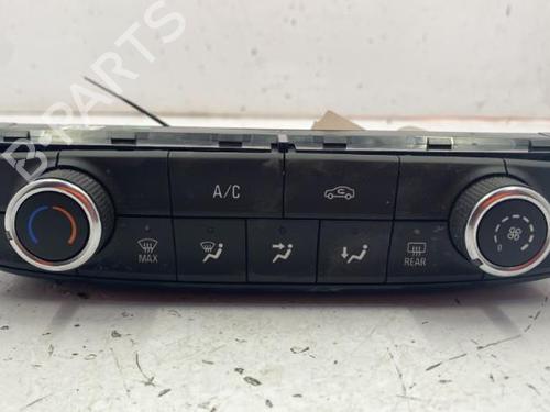 Airco bedieningspaneel OPEL CORSA F (P2JO) 1.5 (68) (102 hp) 22838443