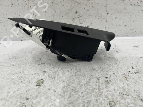 Left rear window switch ALFA ROMEO GIULIETTA (940_) 1.6 JTDM (940FYB11, 940FYB1A, 940FYF11, 940FYF1A) | BP25120729I29 - Image 2