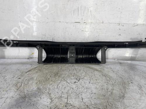 Used Rear bumper bracket Rear bumper bracket 22835819 22835819