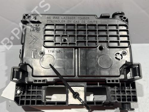 Used Fuse box Fuse box CITROËN C3 II (SC_) 1.1 i (60 hp) 28178787 28178787